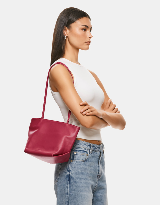 Nakedvice - The Rowie Red Bag