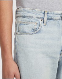 GUESS - GUESS JEANS G16 Straight Leg Jeans
