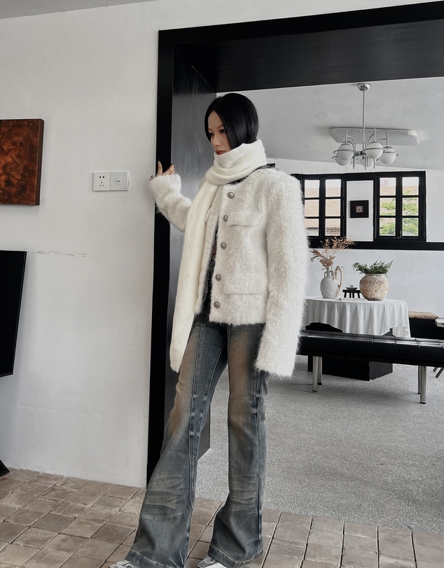 Glamorous - Long fed silhouette small fragrance coat