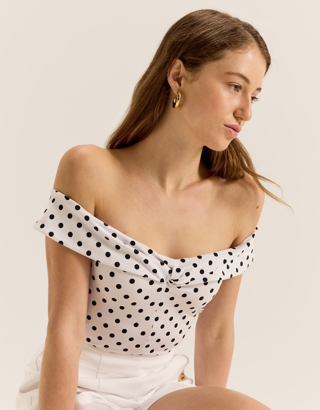Review - Tia Spot Knot Top