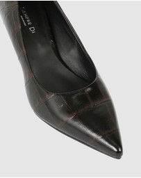 Sempre Di - Arle Heels