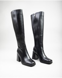 RAID - Sterling high block heeled knee boots in Black