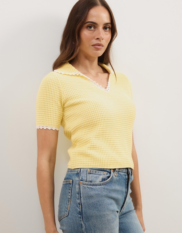Atmos&Here - Issa Short Sleeve V-Neck Knit Polo with Contrast Trim