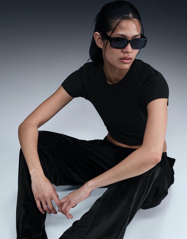 Nike - Sportswear Chill Knit Cropped T-Shirt
