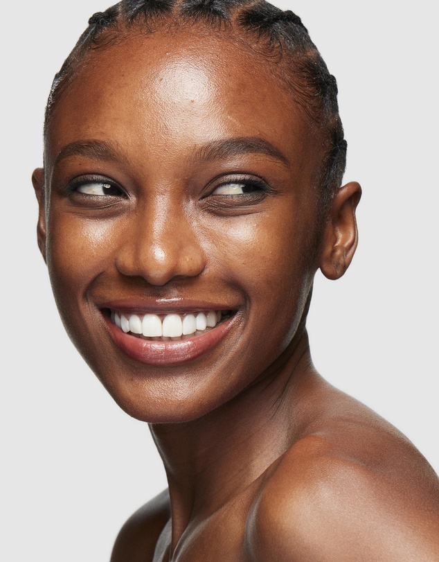 MAC - Strobe Dewy Skin Tint