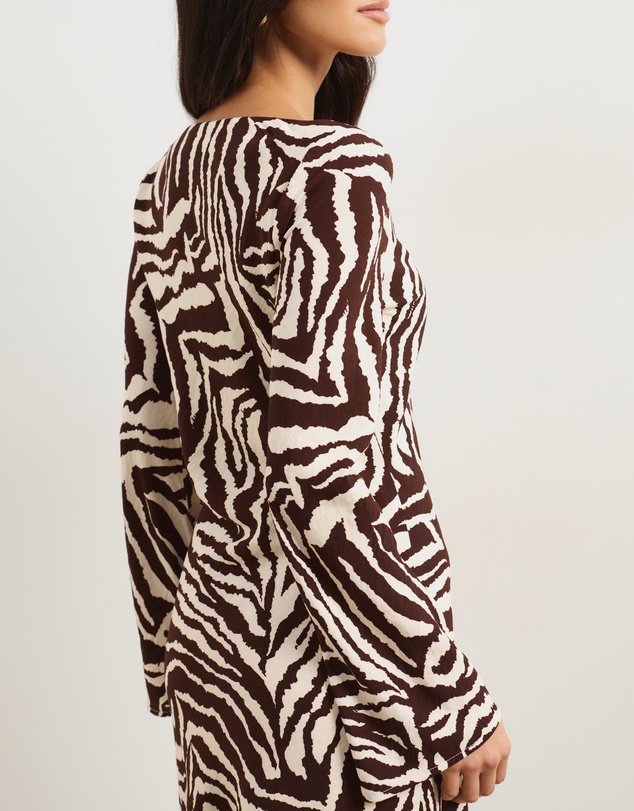 Atmos&Here - Layla Long Sleeve Maxi Dress