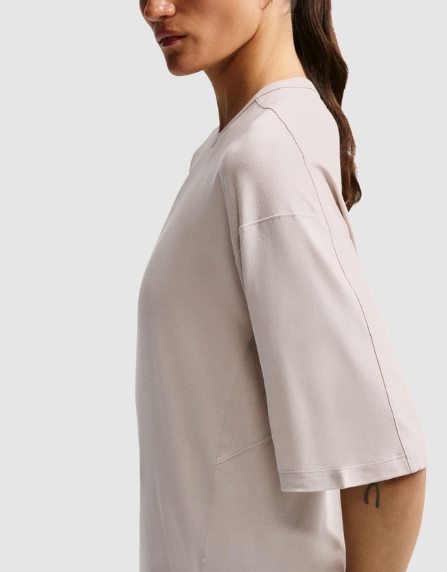 Nike - 24.7 ImpossiblySoft Light Dri-FIT SS T-Shirt