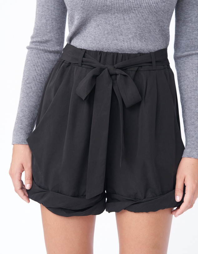 Amelius - Lydia Twisted Hem Mini Shorts
