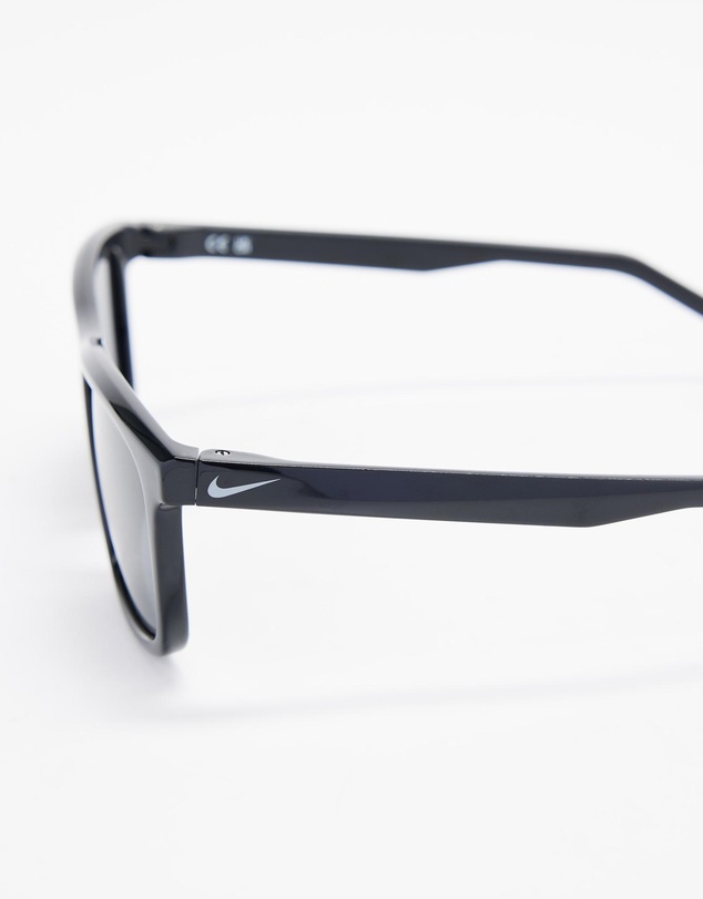 Nike - Sun Embar P FV2409
