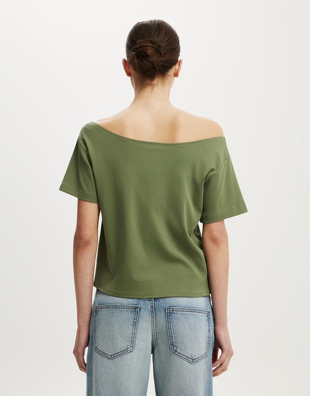 Cotton On - Lcn Off Shoulder Graphic Tee