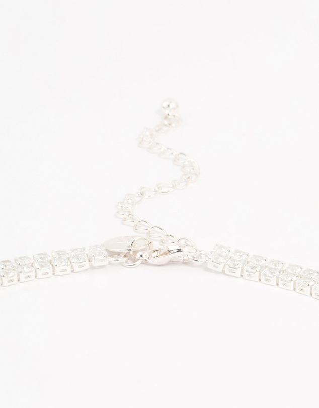 Lovisa - Silver Cubic Zirconia V Necklace