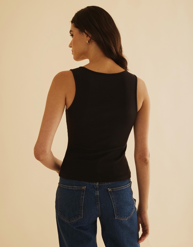 Atmos&Here - Blair Scoop Button Front Tank