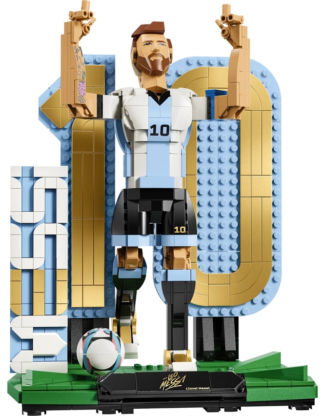 LEGO - 43015 Lionel Messi Football Legend
