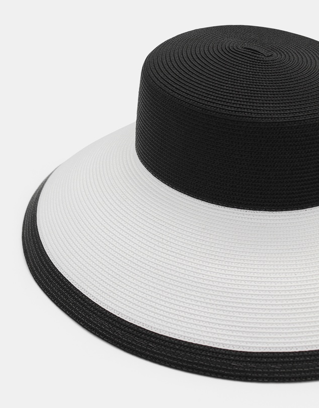 Morgan & Taylor - Kartia Racewear Droop Hat in White & Black