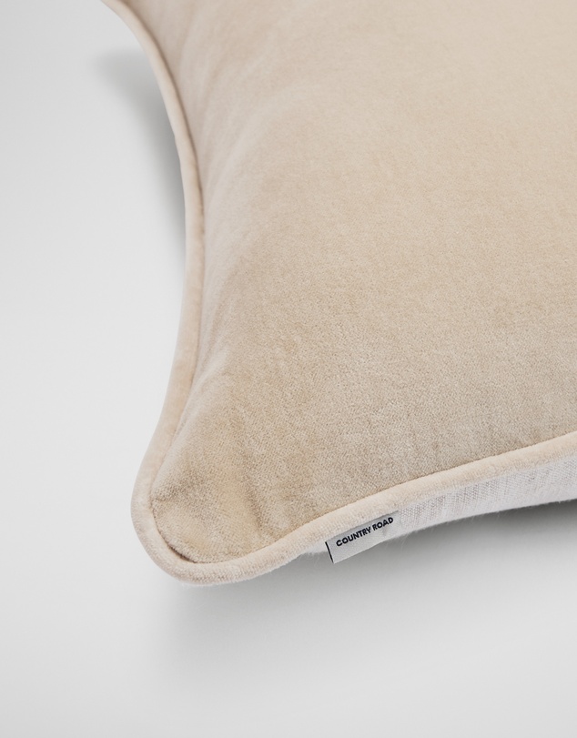 Country Road - Camille 35x60 Cushion