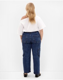 City Chic - Plus size Harley Fit Oaklyn Cargo Short Wide Leg Jean - dark wash