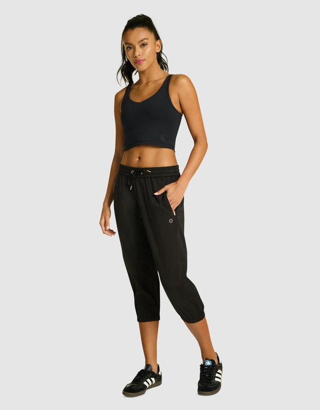 Rockwear - Woven 3/4 Jogger