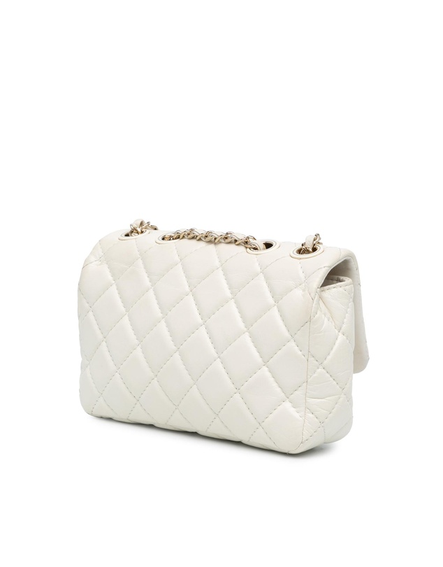 Pre-Loved by Azura Reborn - Pre-Loved chanel 19 Flap Bag Quilted Leather