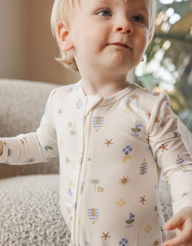 Kynd Baby - Essential Onesie in Beach Box