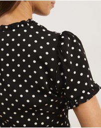 Atmos&Here - Meadow V-Neck Ruffle Blouse