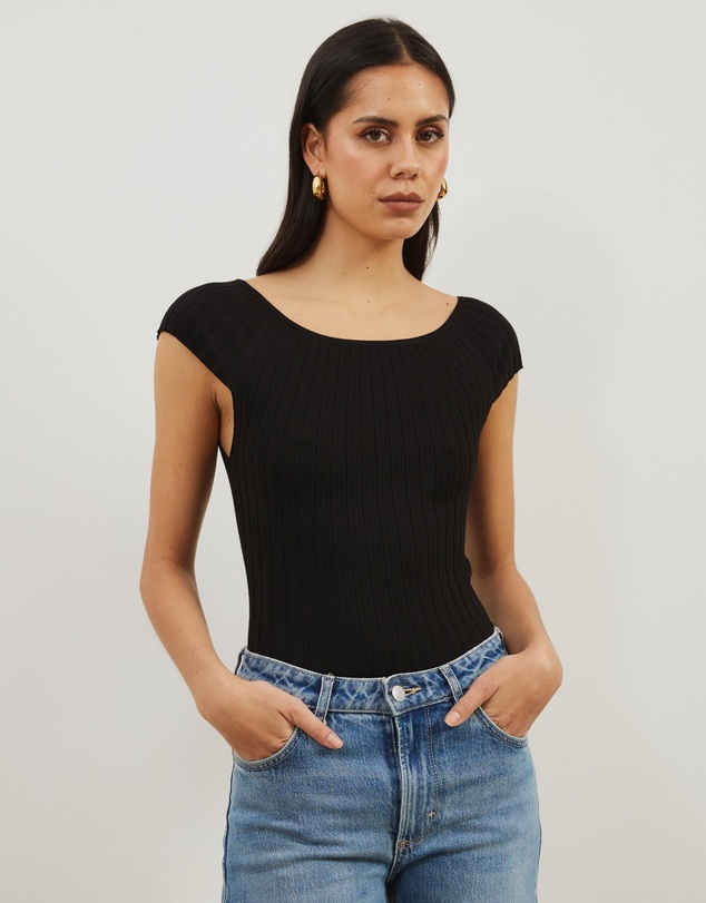 Atmos&Here - Kayla Off Shoulder Rib Knit Top