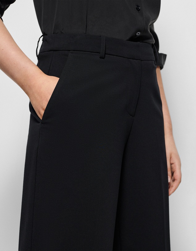 Commonry - Andrea Pant