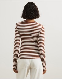Atmos&Here - Deep V-Neck Long Sleeve T-Shirt