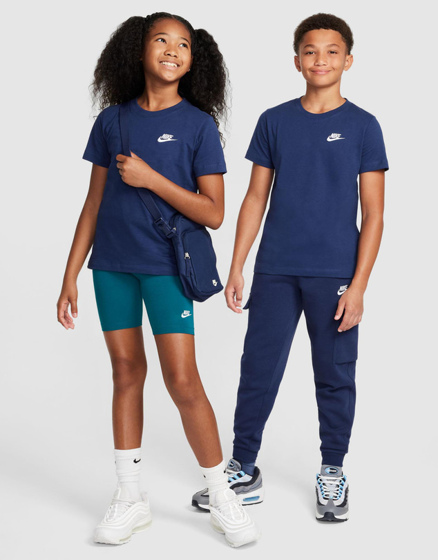 Nike - Nike Sportswear T-Shirt - Teens