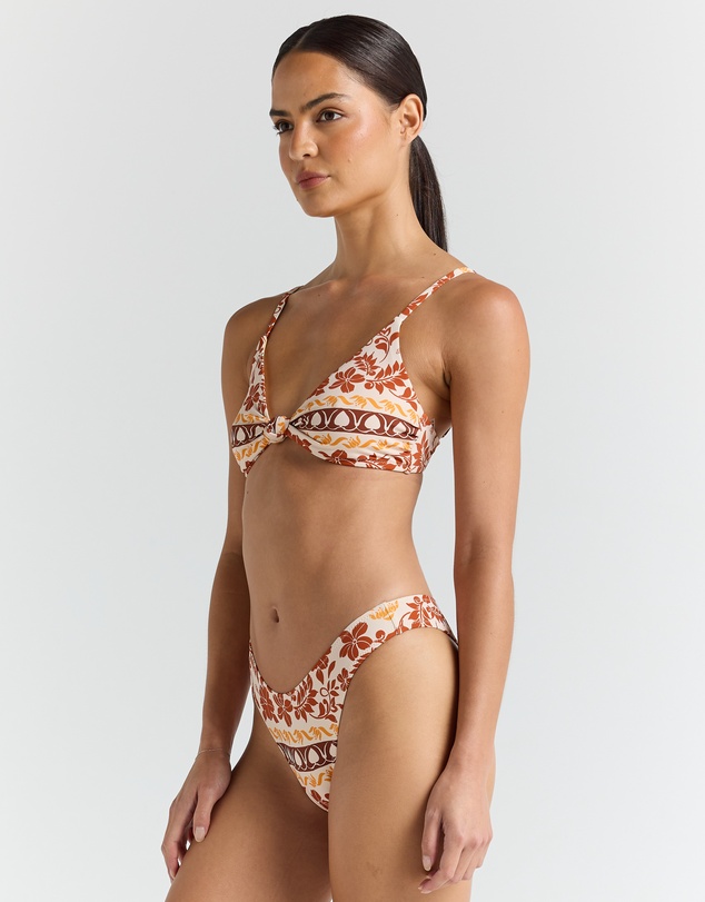 Poolside Paradiso - Samoa Knot Bikini Top - Seashell