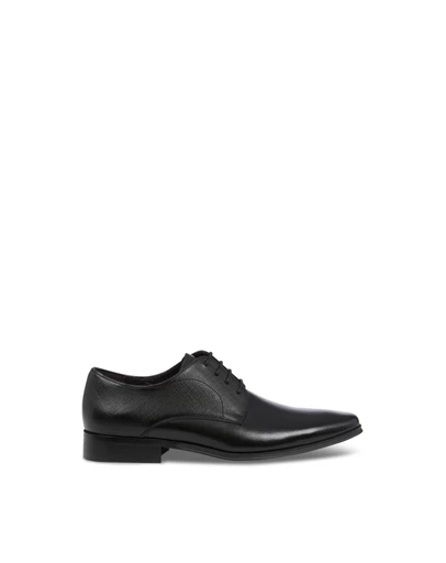 yd. - Richie Textured Shoe