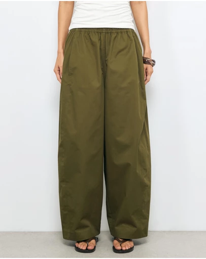 AERE - Organic Cotton Twill Barrel Leg Pants