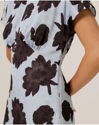 Tussah - Reena Printed Midi Dress