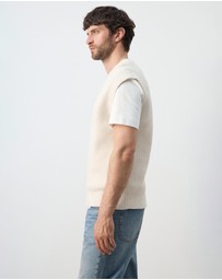 M.N.G - Salsav Vest