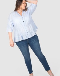 Love Your Wardrobe - Layla Distressed Stretch Jeans