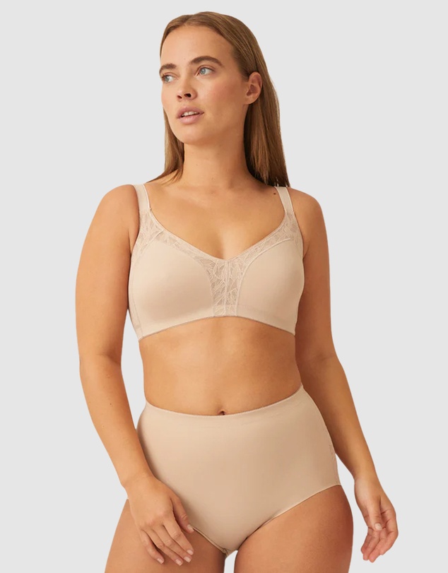 Naturana - Side Smoothing Minimiser Bra With Lace