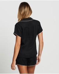 Homebodii - Eva Short Pyjama Set