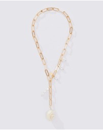 8 Other Reasons - Shell Pendant Necklace