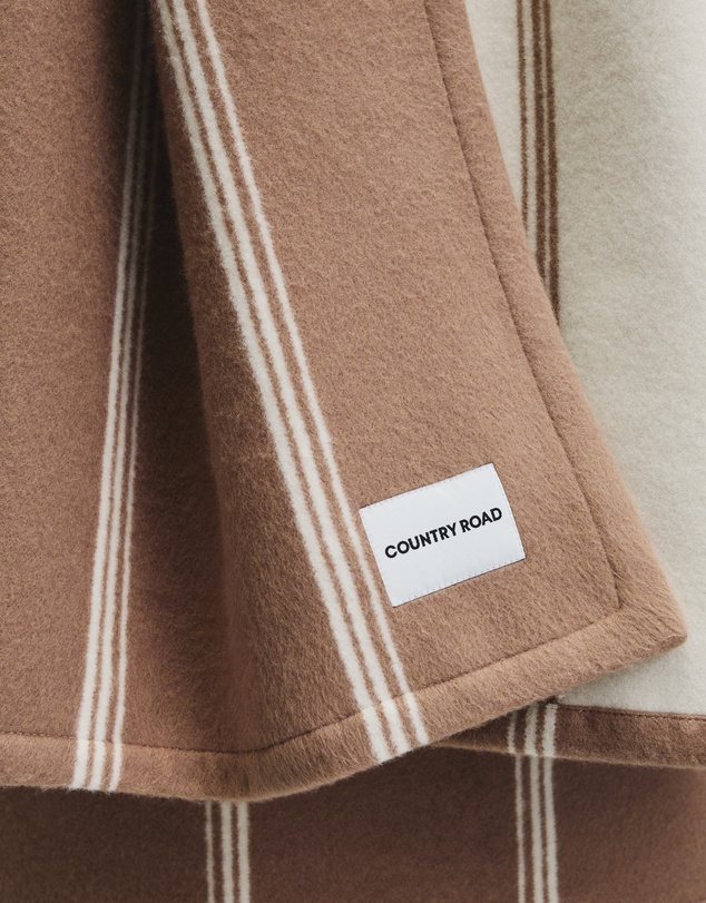 Country Road - Basil Throw
