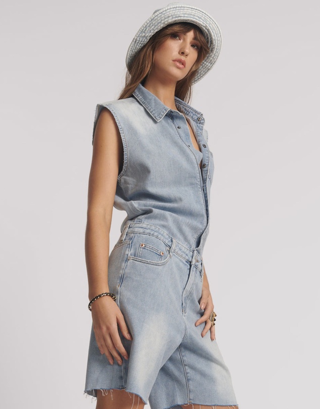 ONE TEASPOON - Jackson Boyfriend Mini Denim Jumpsuit - Soft Blue