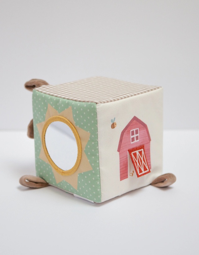 Little Stuff - Farm Friends Activity Block
