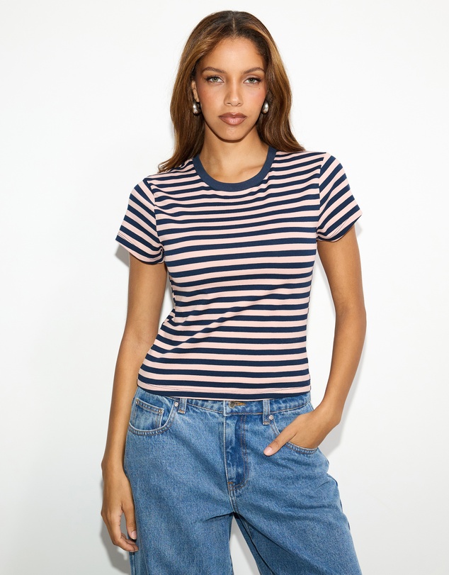 Dazie - Weekend Fitted Tee