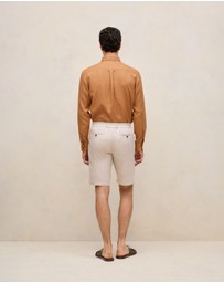Trenery - Linen Tailored Relaxed Short in Flax