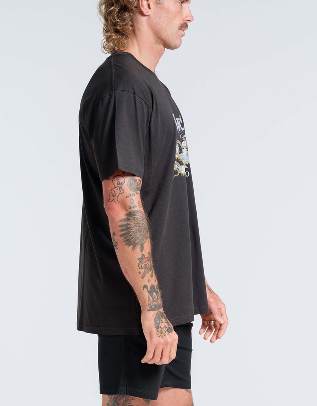 Vacancy Co - Destiny Tee