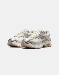 Nike - Air Max Moto 2K - Women's