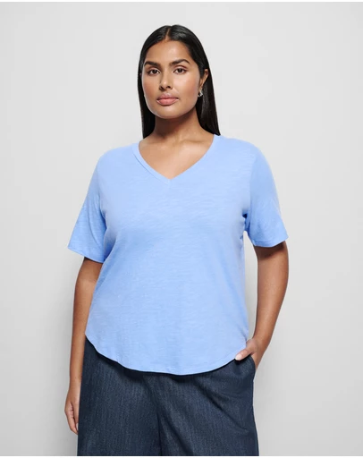 Commonry - Rue V Neck Tee