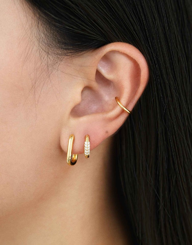 HOUSE OF SLANI - Sienna Huggie Hoops