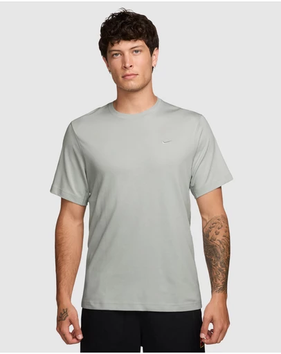 Nike - Primary Dri-FIT SS Versatile Top