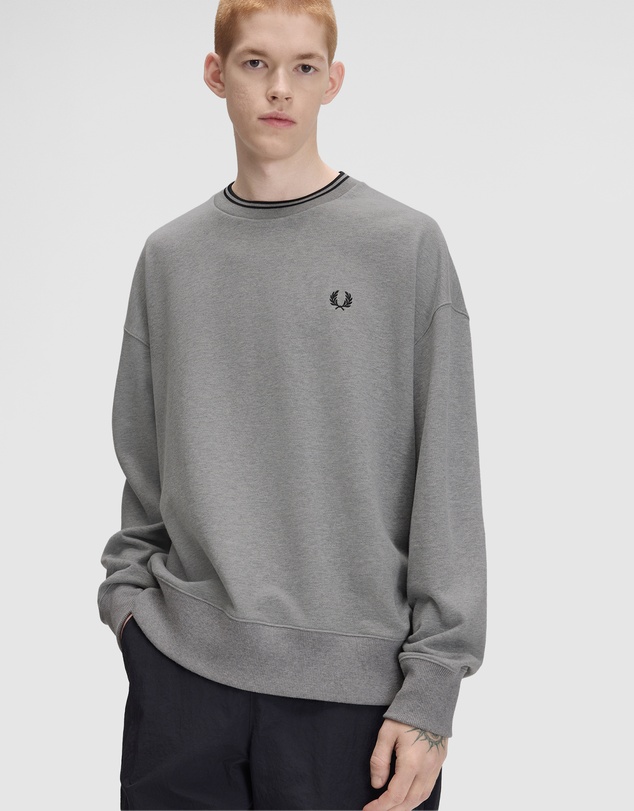 Fred Perry - Oversized Tipped Sweatshirt