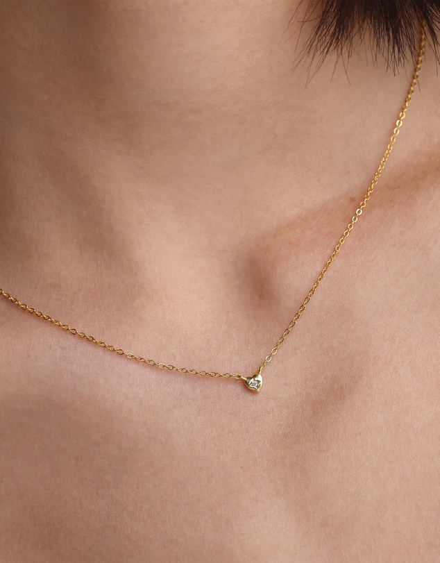 SAINT VALENTINE - Mini Heart Necklace - Gold