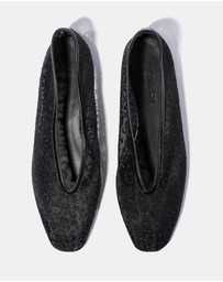 DoF Studios - Maison Slippers
